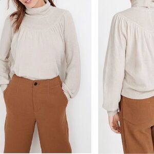 Madewell - women’s shirted ballon sleeve turtleneck sweater cream knit top SZ M